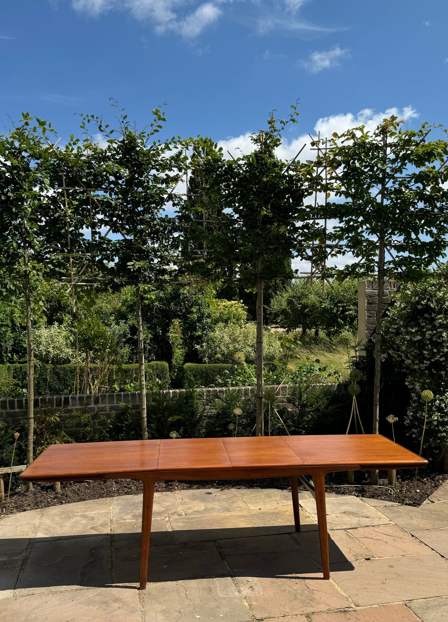 For Jenna - Final payment **** price includes bespoke crate and shipping ***Mid Century Modern Large Danish Model 217 Extendable Teak Table by Arne Hovmand-Olsen for Mogens Kold, 1960s