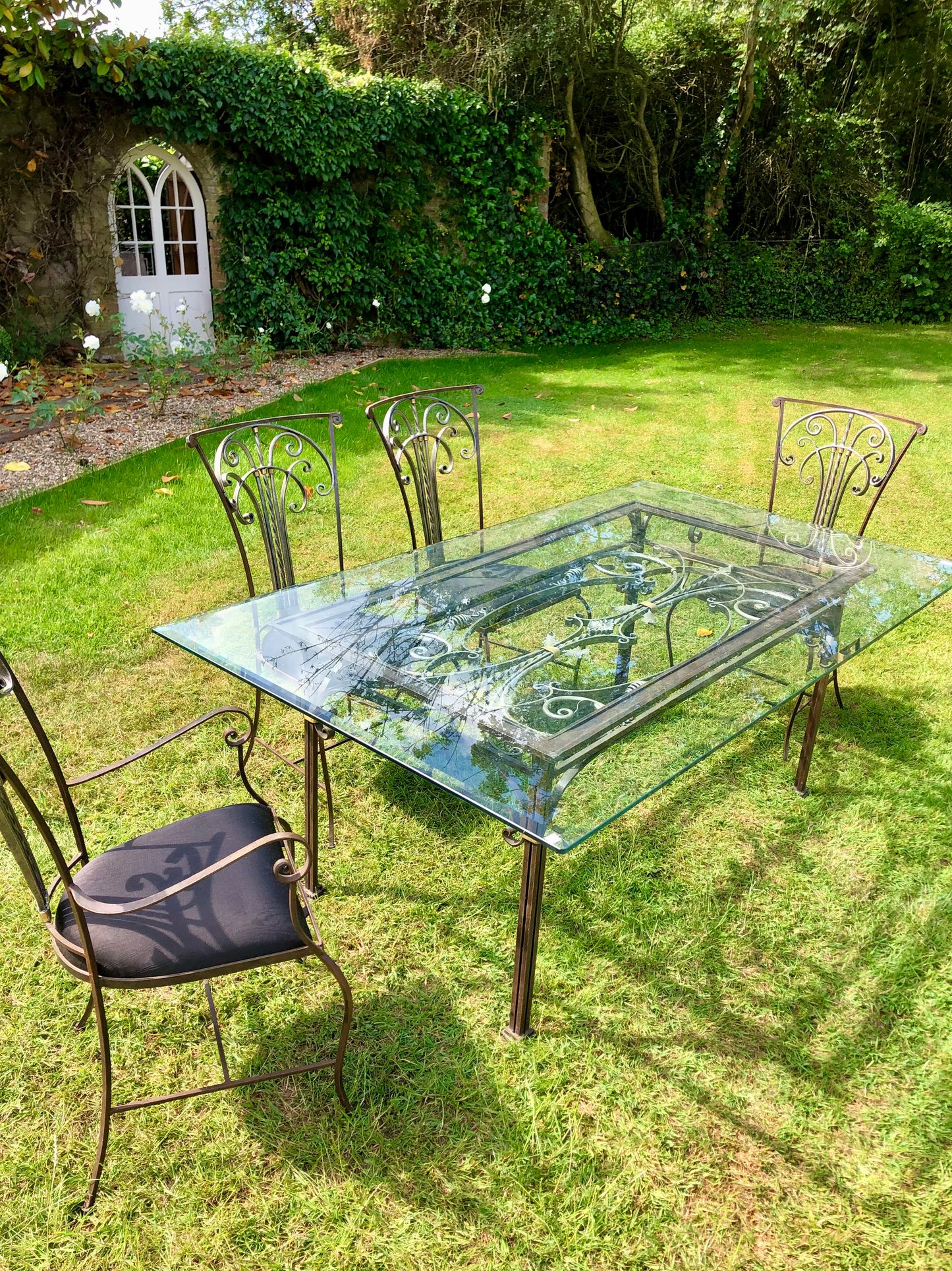 For Eva ******Mid Century Modern Hollywood Regency Wrought Iron  Chairs x 6