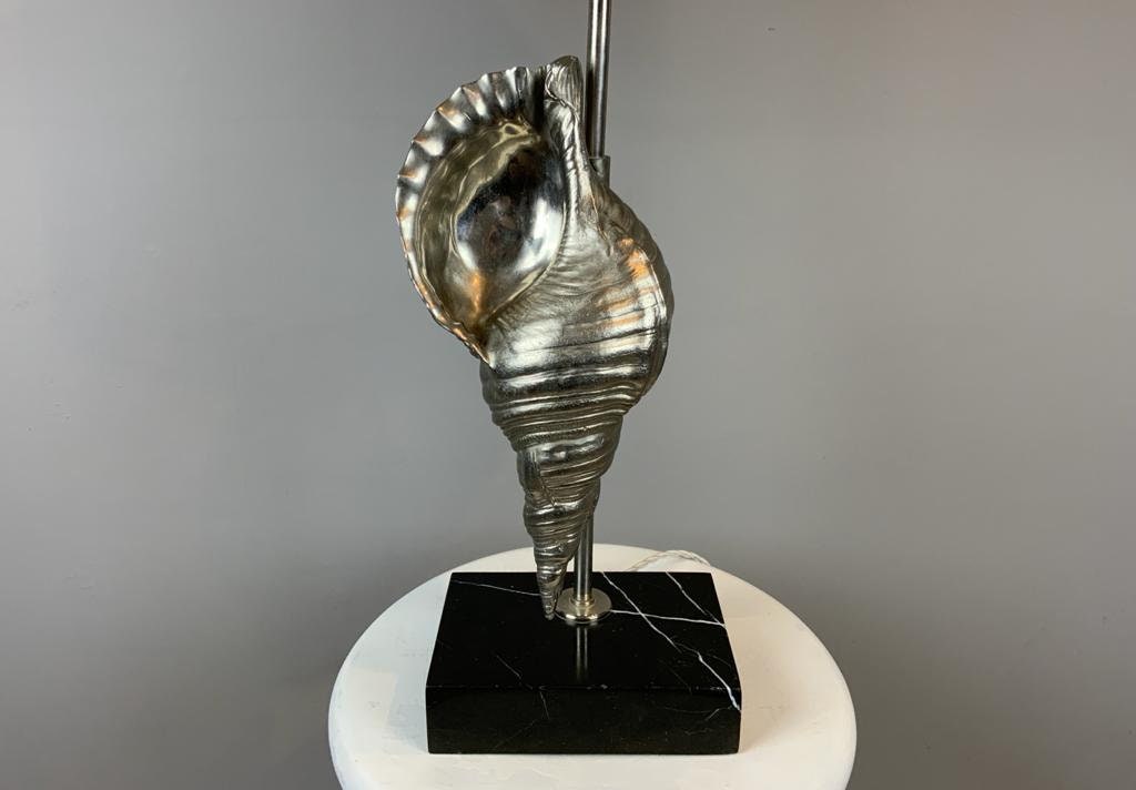 Silver Coloured Metal Chapman-style Shell Lamp - Desk/ Side /Bedroom /Living Room Lamp