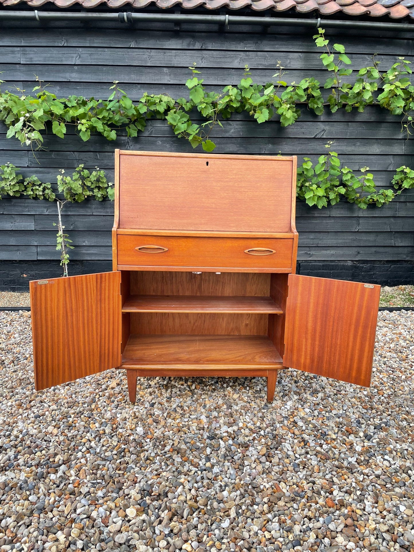 Mid Century Modern Jentique Teak Writing Desk / Bureau