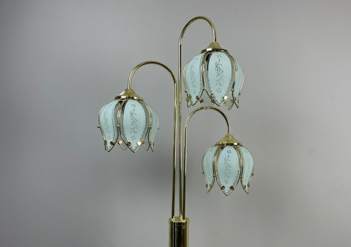 Reserved for Ashley **** Italian Vintage Hollywood Regency mid century White Flower brass floor lamp