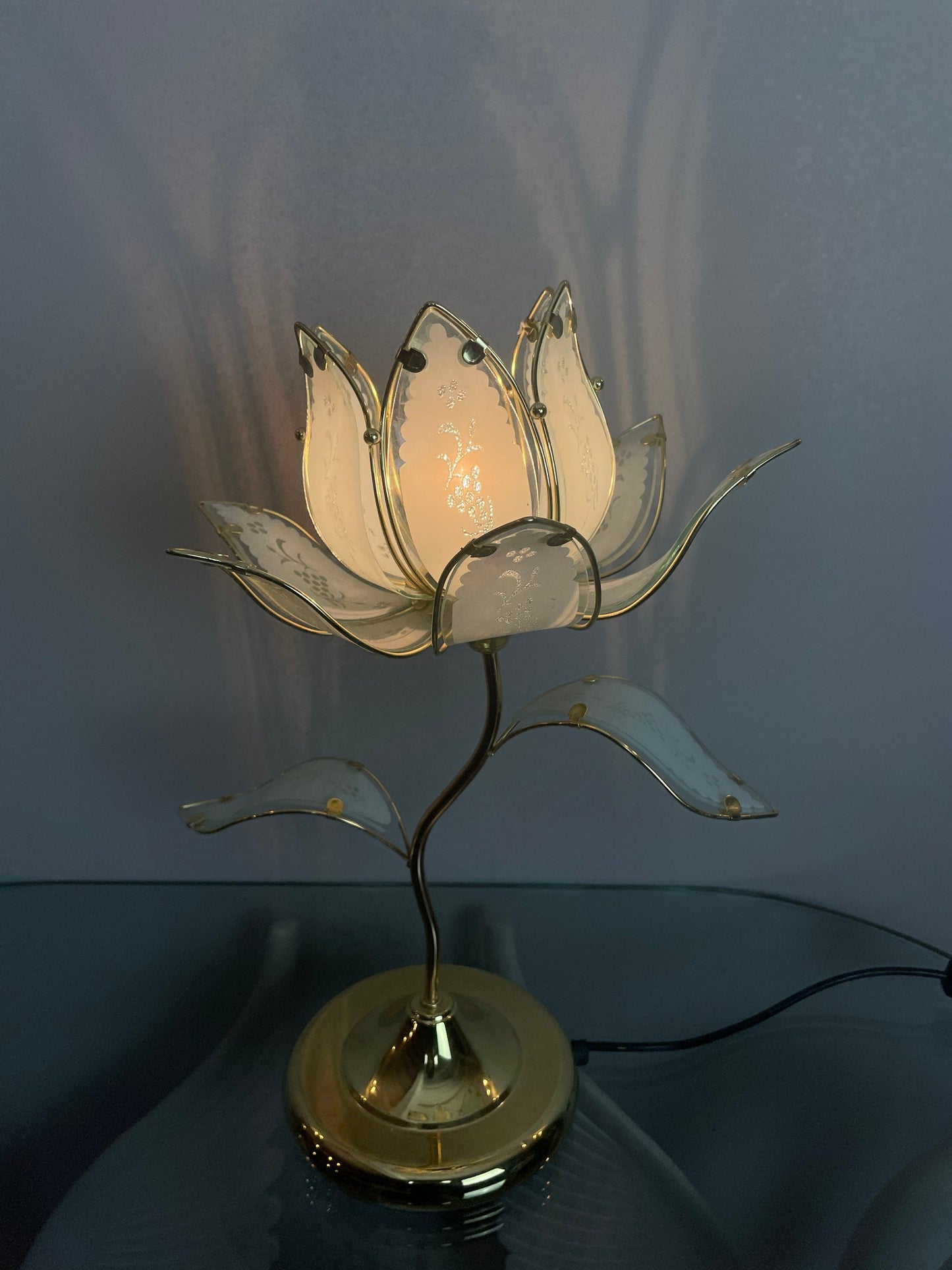 Shipping for Evgeniya**** Mid Century Modern Vintage Hollywood Regency White Glass Lotus Flower Table Lamp With A Slight Green Tinge