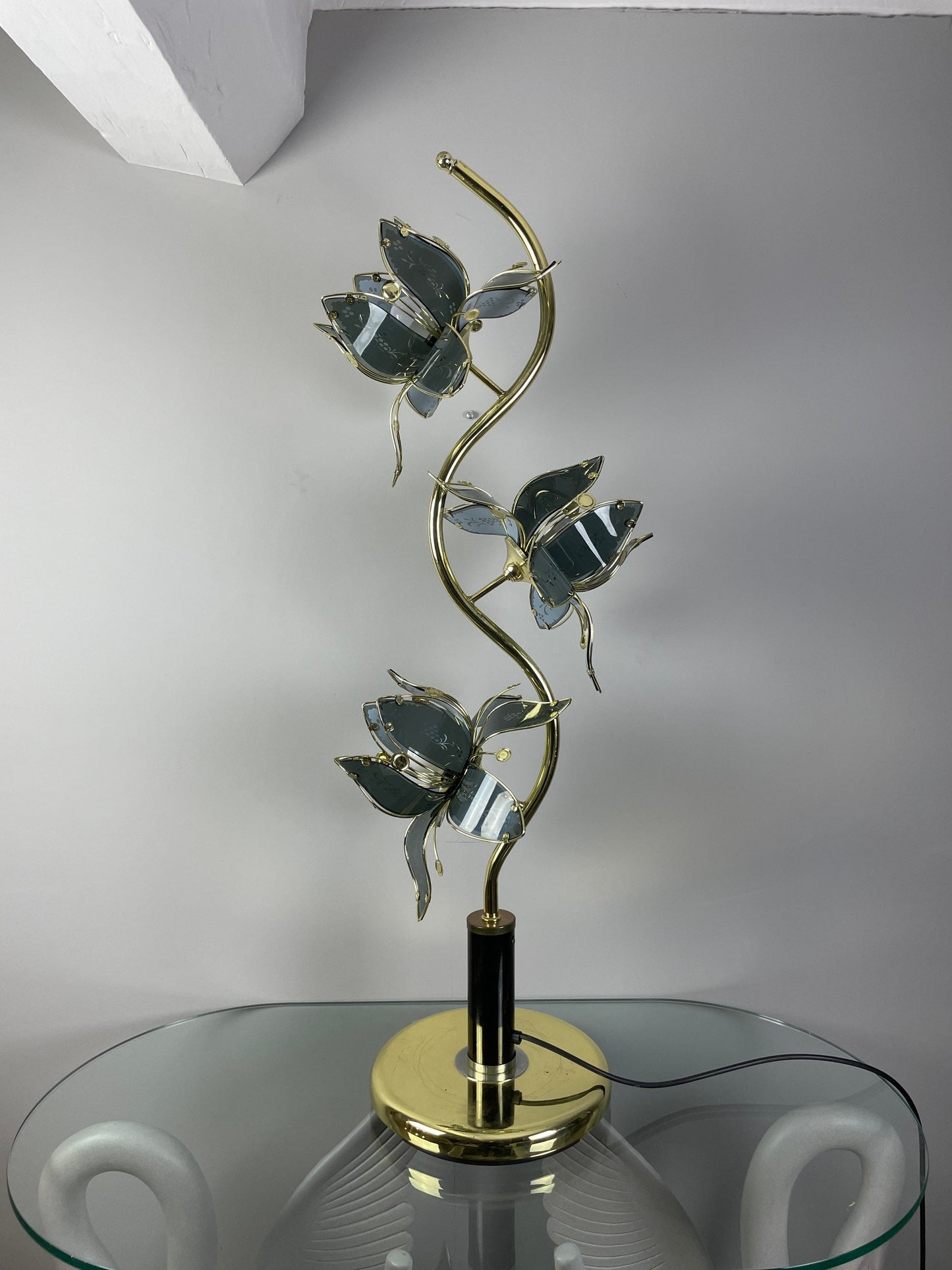Mid Century Modern Hollywood Regency Black Lotus Flower Large Table/Floor Lamp