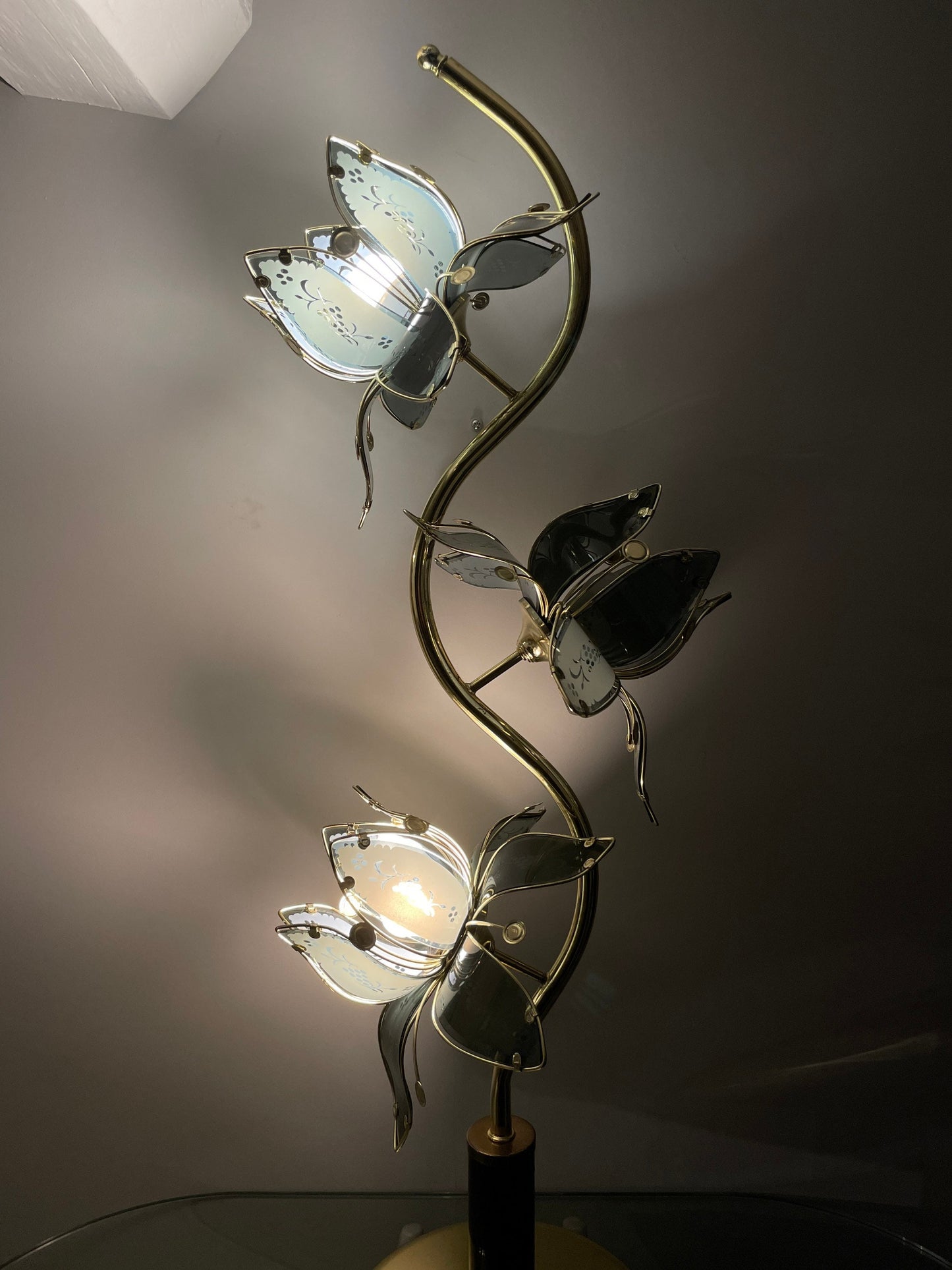 Mid Century Modern Hollywood Regency Black Lotus Flower Large Table/Floor Lamp