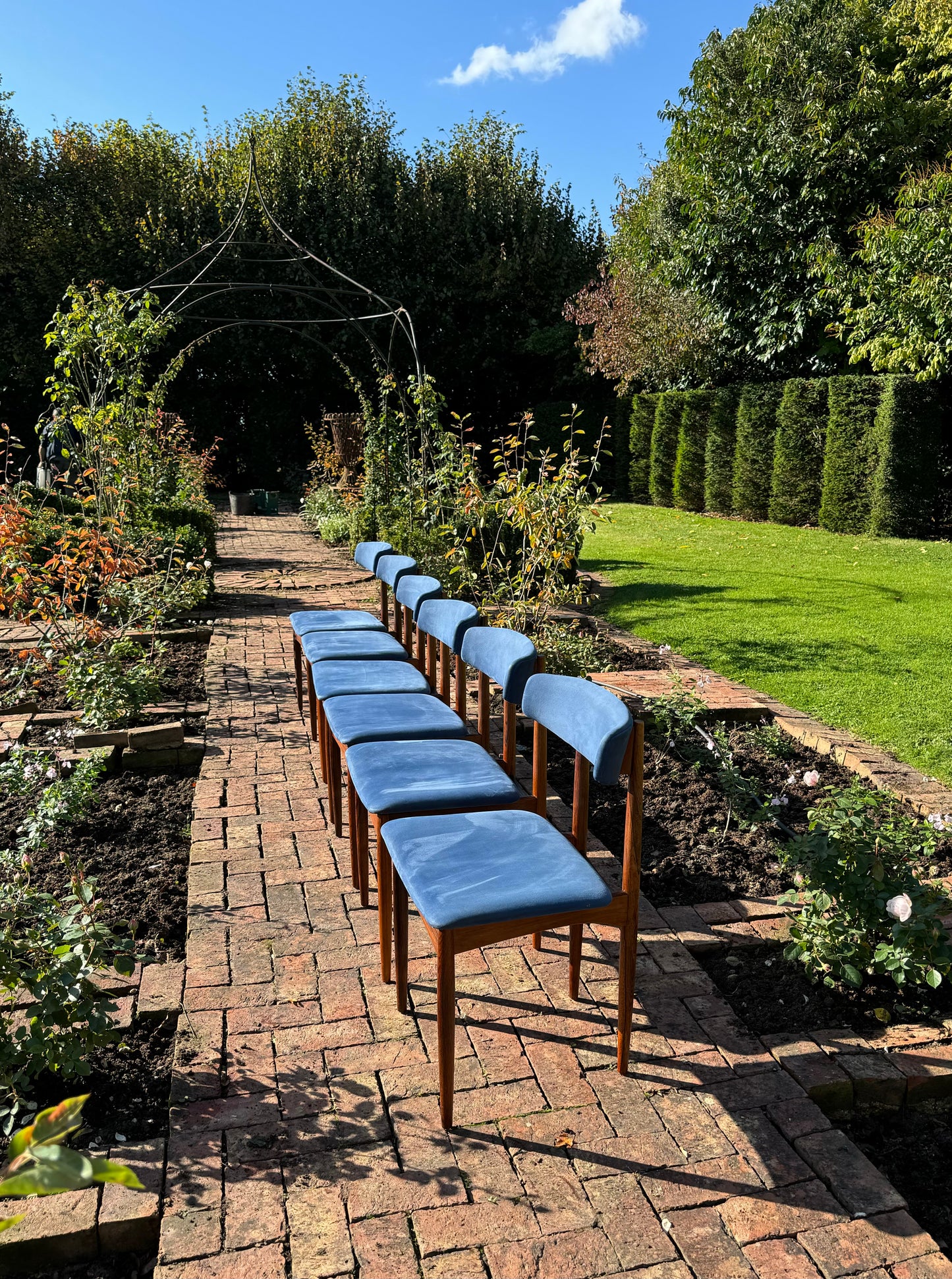 Set of Six Mid Century Modern Danish Rosewood Dining Chairs by Henry Rosengren Hansen