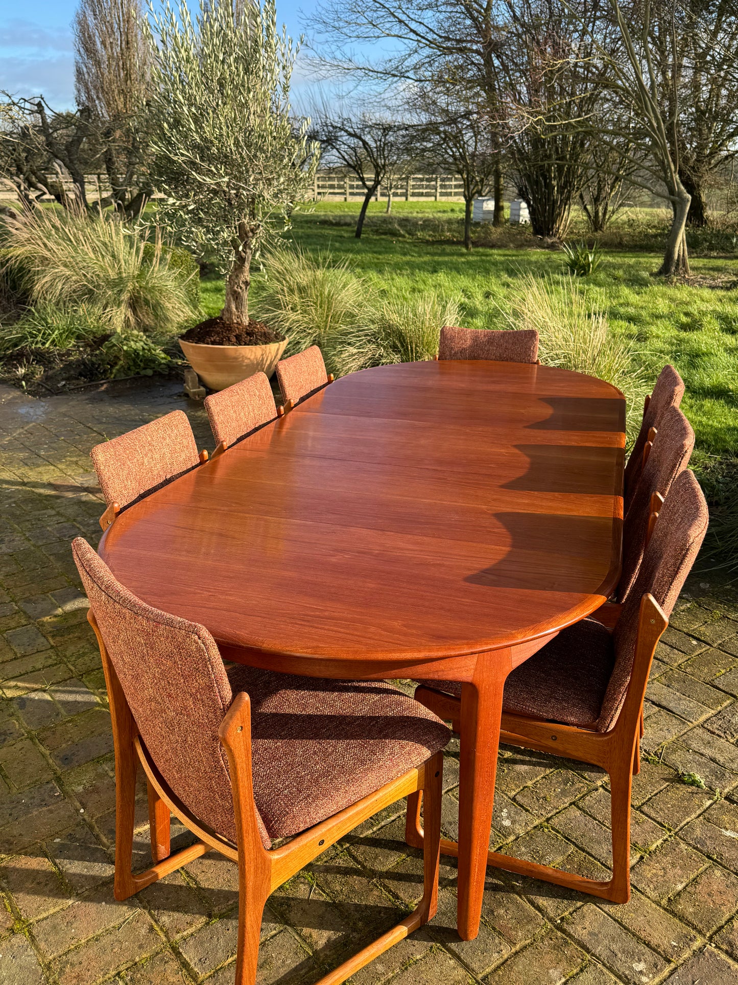 Mid Century Modern Danish Dining Set - Henning Kjærnulf 32 Table and 8 Stolefabrik Chairs