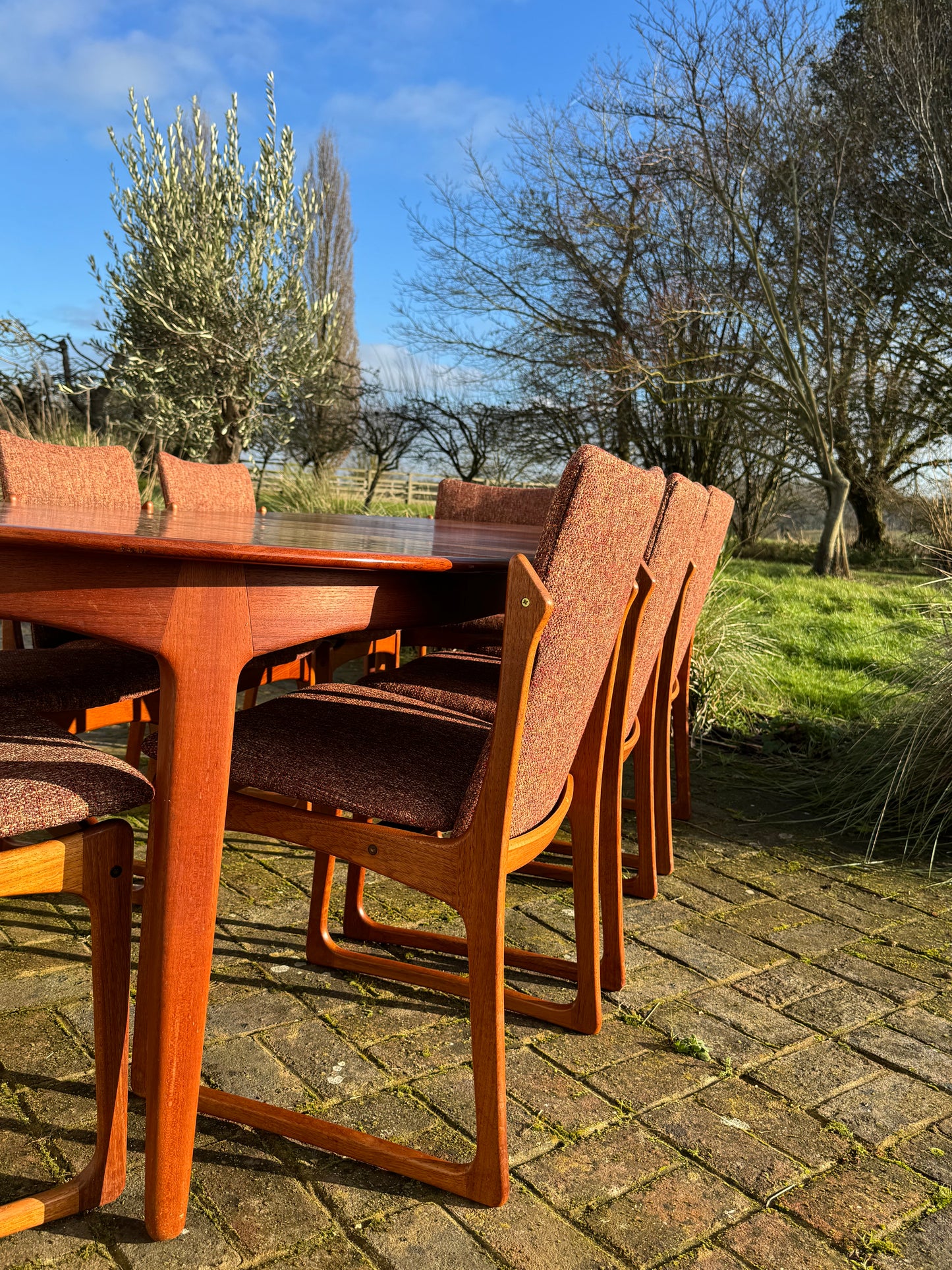 Mid Century Modern Danish Dining Set - Henning Kjærnulf 32 Table and 8 Stolefabrik Chairs