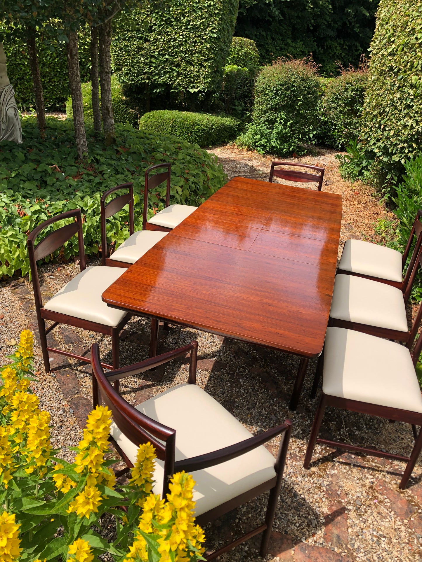 Mid Century Modern Mcintosh Rosewood Dining Table and Set of 8 Dining Chairs by Tom Robertson, 1960s - Pending A10 certificate