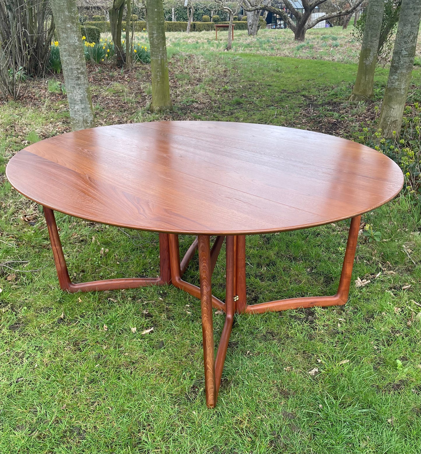 Mid Century Modern Teak Dining Table by Peter Hvidt and Orla Molgaard Nielsen