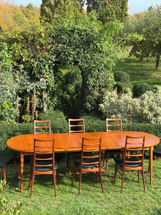 For Raylee ** Mid Century Modern Teak Dining table Table by Nils Jonsson for Hugo Troeds