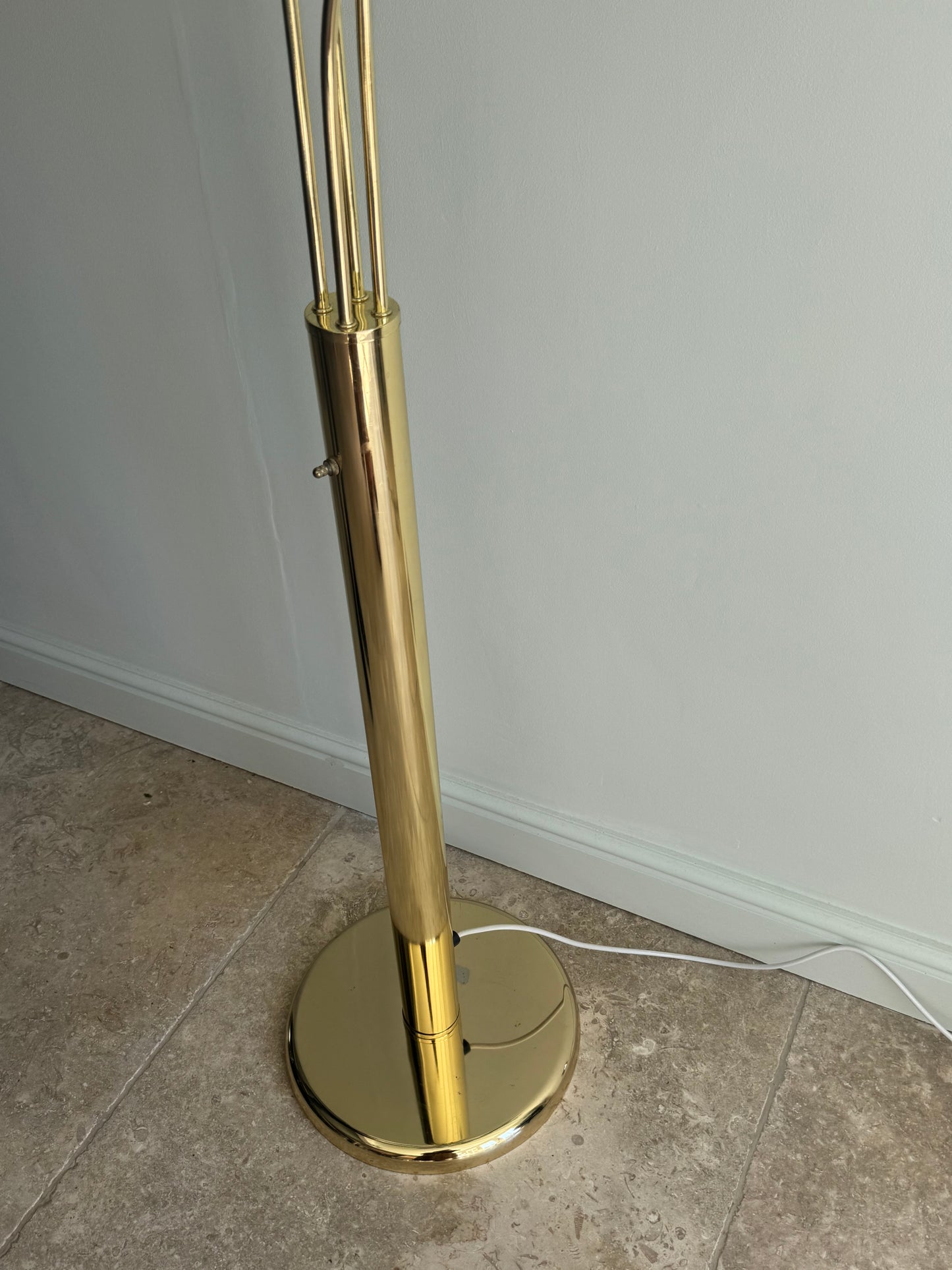 For Summer ****Price includes shipping **** Hollywood Regency Blue Lotus Lamp