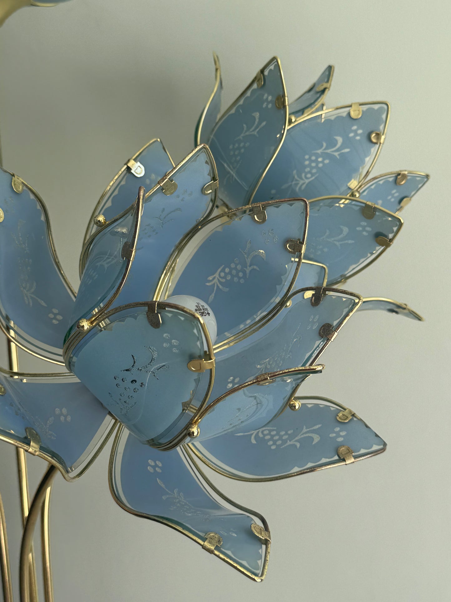 For Summer ****Price includes shipping **** Hollywood Regency Blue Lotus Lamp