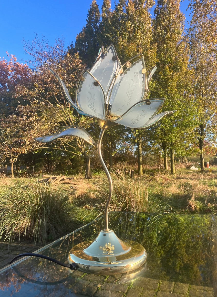 Mid Century Modern Vintage Hollywood Regency White Glass Lotus Flower Table Lamp With A Slight Green Tinge