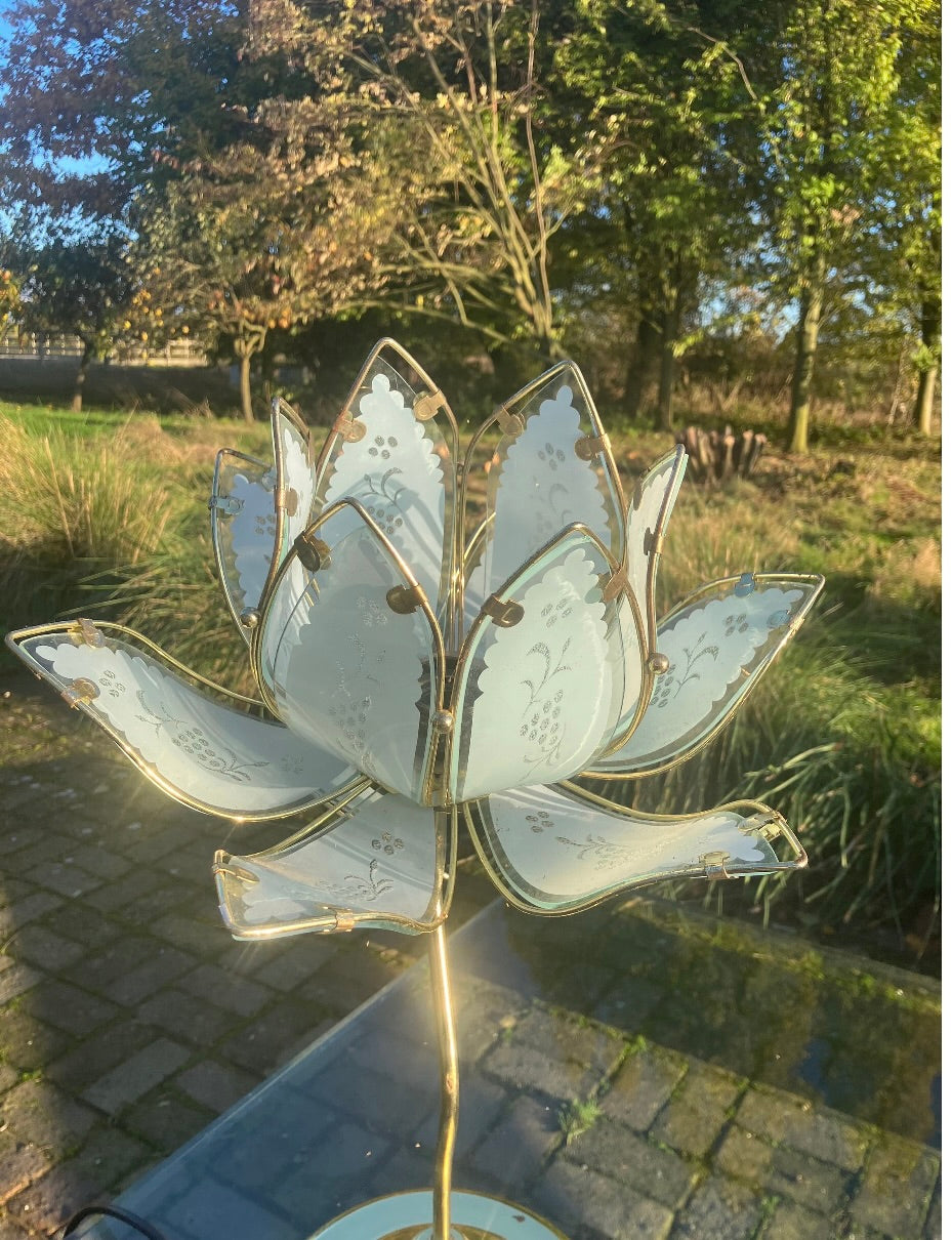 Mid Century Modern Vintage Hollywood Regency White Glass Lotus Flower Table Lamp With A Slight Green Tinge