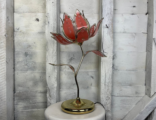 Vintage Mid Century Hollywood Regency Modern Pink Lotus Flower Table / Bedside / Desk Lamp