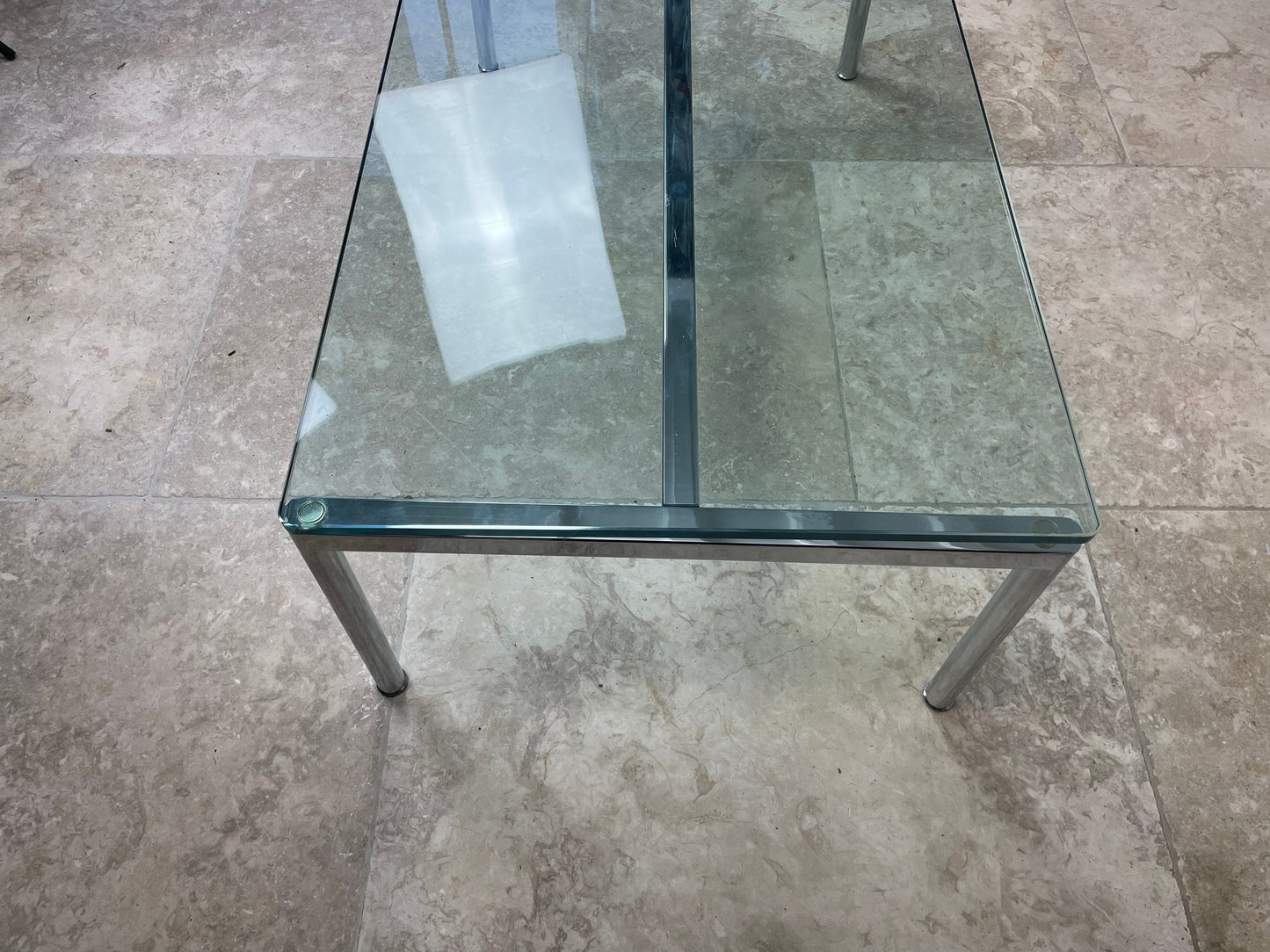 Walter Knoll ‘Mid Century Modern Jason’ Coffee Table, With A Glass Top And Stainless Steel Frame