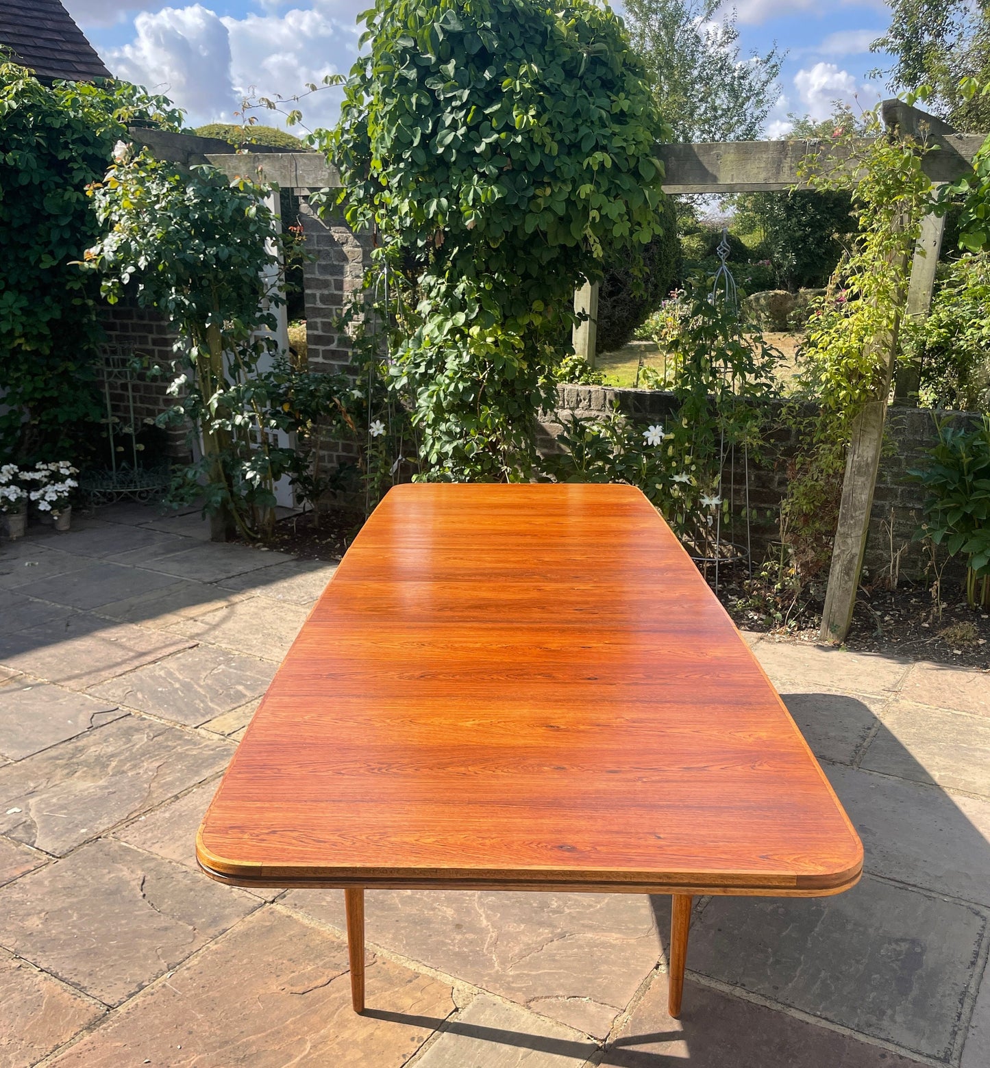 SOLD *** Teak Hamilton Dining Table by Robert Heritage for Archie Shine Mid Century Modern 1950's