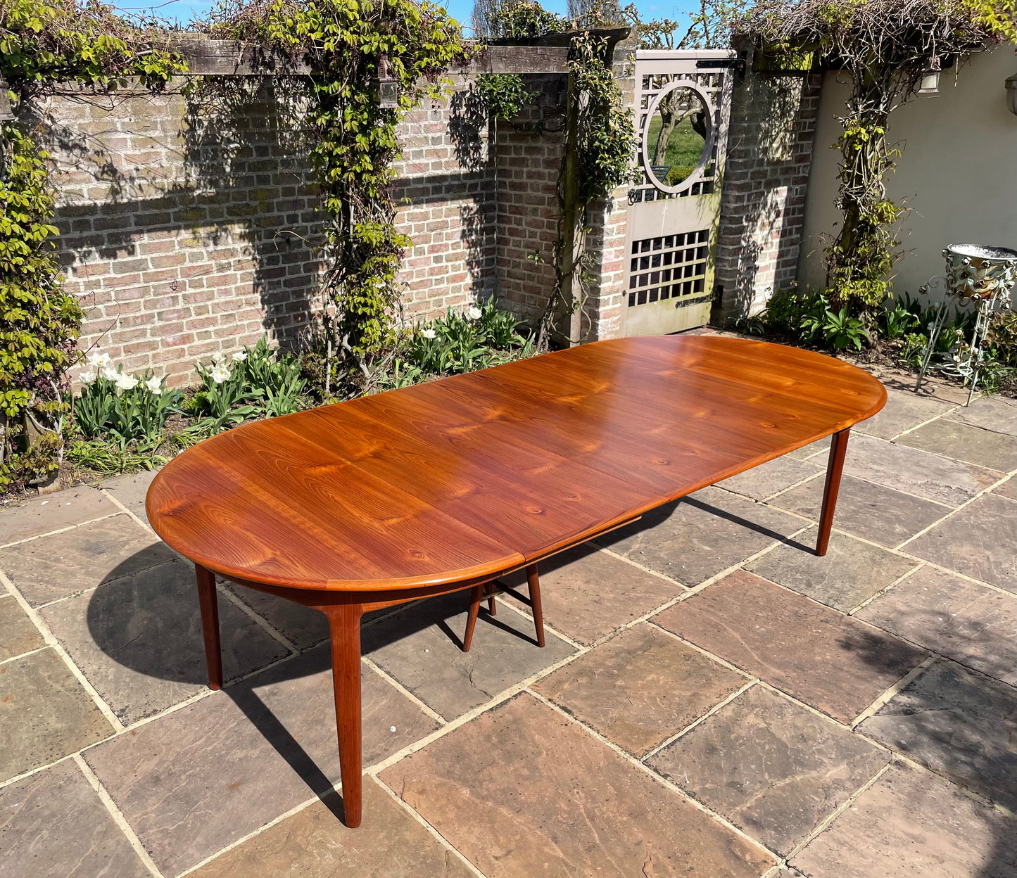 Beautiful Mid Century Modern Teak Model 62 Extending Dining Table By Henning Kjærnulf for Sorø Stolefabrik